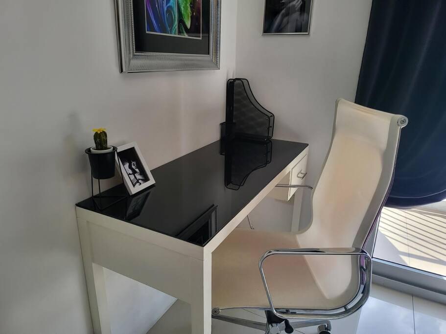 אנגלס Kandi Tower 3, Premium 1Br With 2Cr & 2 Balcony. מראה חיצוני תמונה